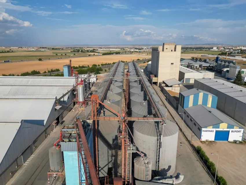 Vista amplia del complejo de Agraria San Antón